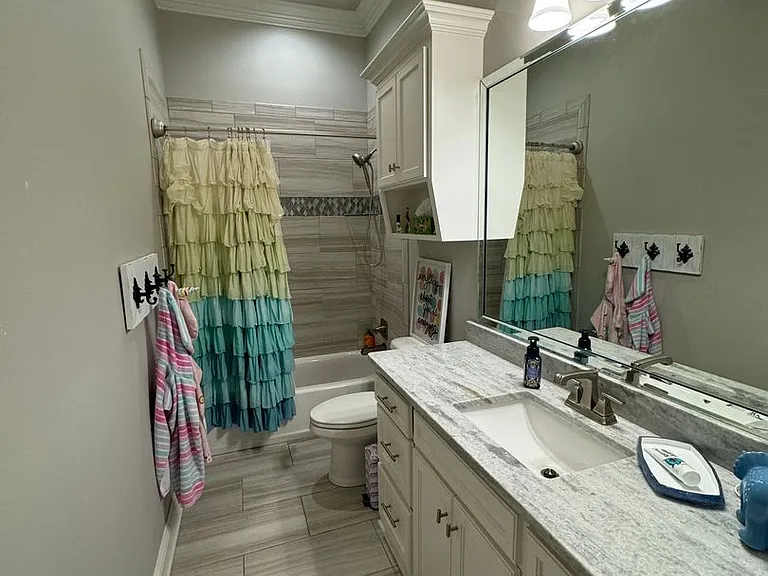 629 Dumaine Dr — Photo 13