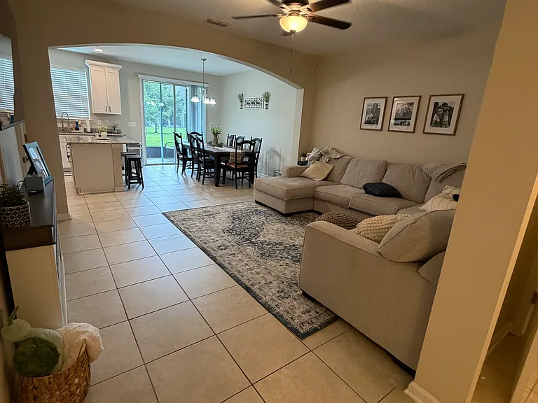 53 Nelson Ln — Photo 3