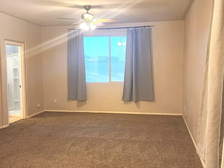 7410 W Darrel Rd — Photo 9