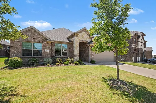 312 Eagle Rdg Photo 1