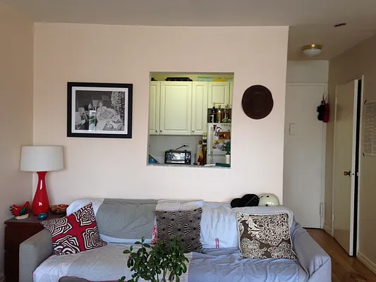 Rented by ELK Investors | media 13