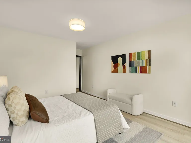 4201 Cathedral Ave NW #1009 — Photo 21