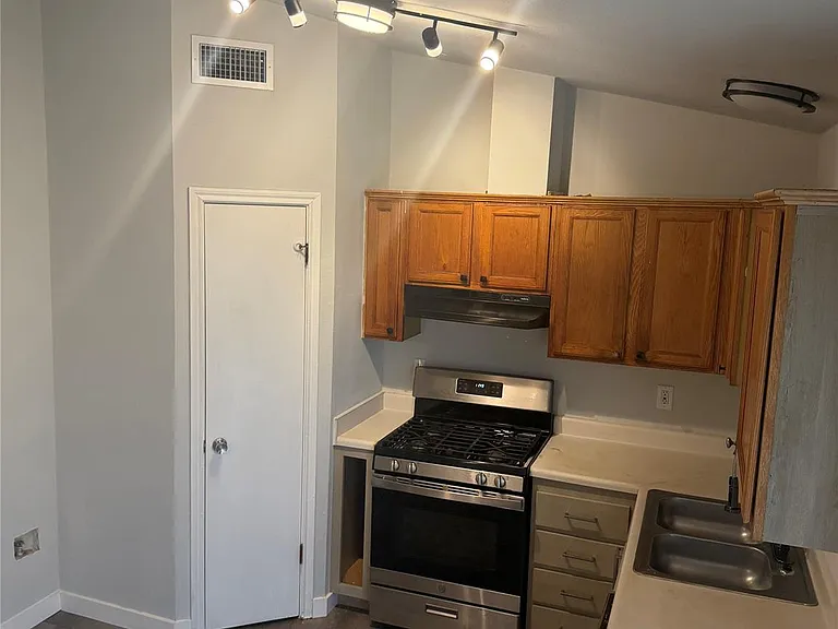 7007 Colony Loop Dr — Photo 26