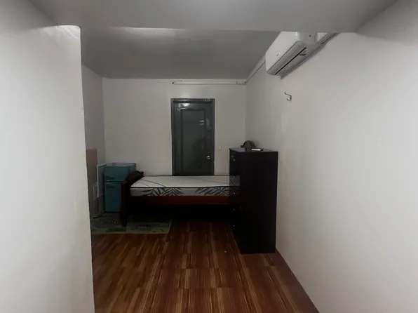 (undisclosed Address), Bronx, NY 10469