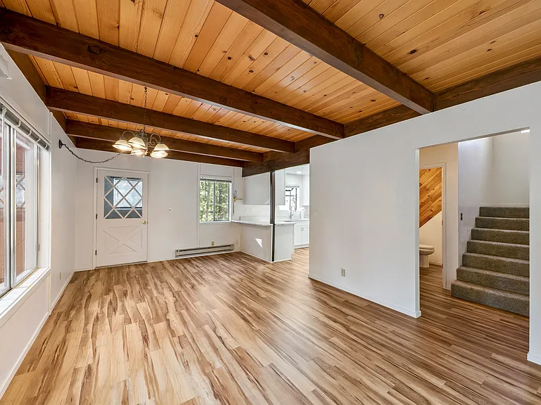 993 Woodchuck Ct — Photo 13