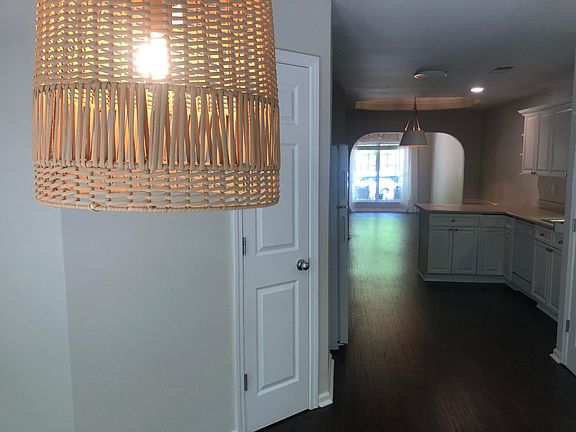 Breakfast Area with Pantry