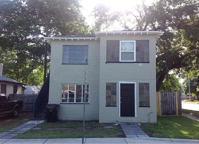 847 Short Ave