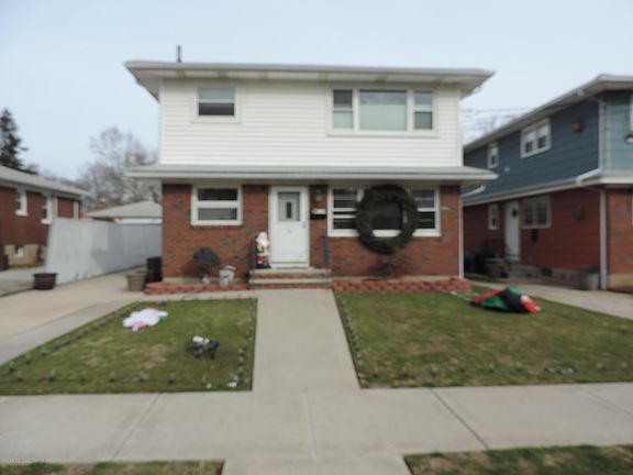2nd image of 91 Malone Ave