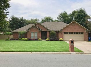 2960 Craighead Cir, Conway, AR 72034