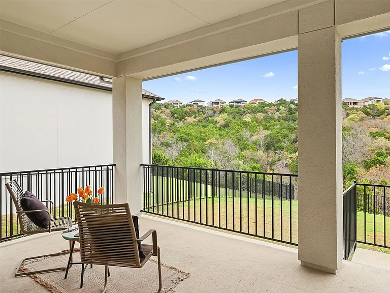 1328 Brescia Walk — Photo 38