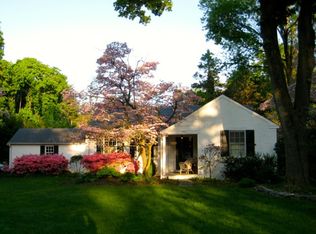 1494 Hollywood Dr, Lancaster, PA 17601