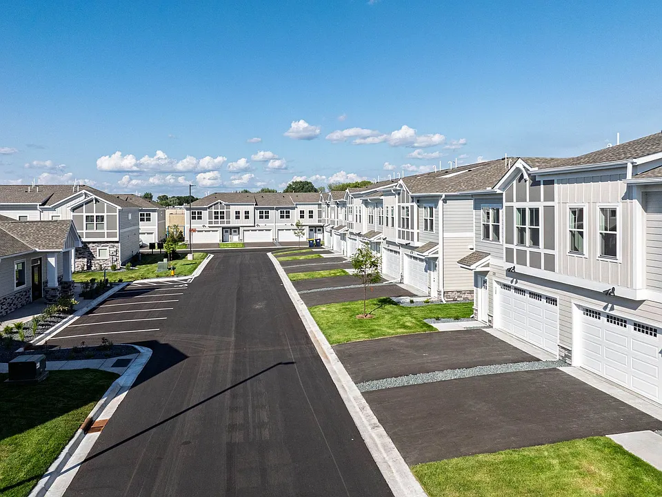 Gateway Court Townhomes