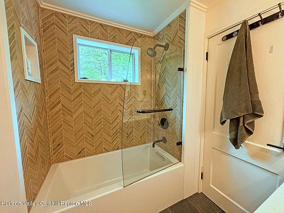 14th image of this home