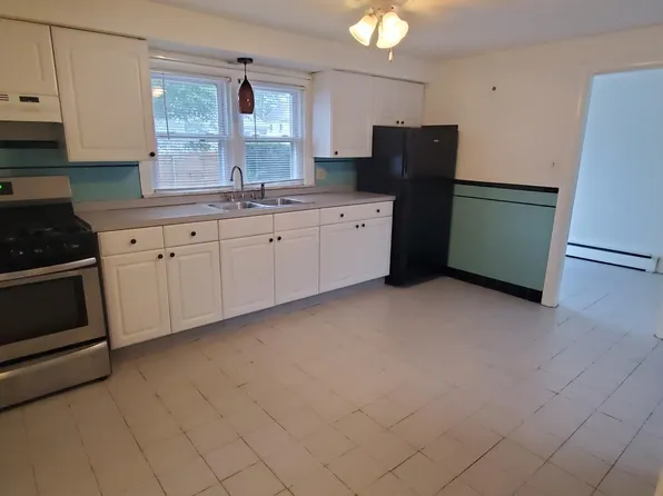 15 Traver Ave #A, Johnston, RI 02919