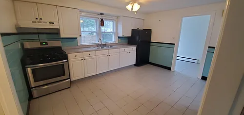 15 Traver Ave #A Photo 1