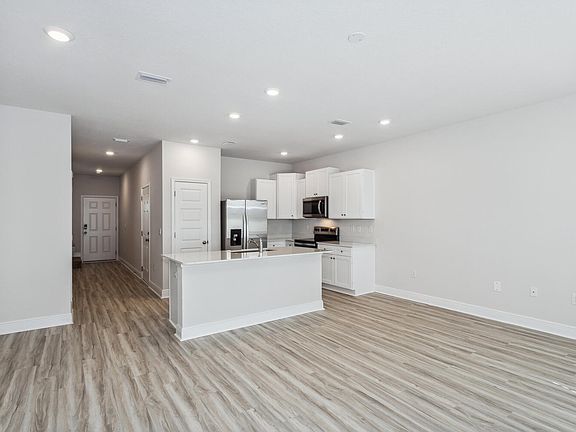 3rd image of 5685 Stellarjay St #5685