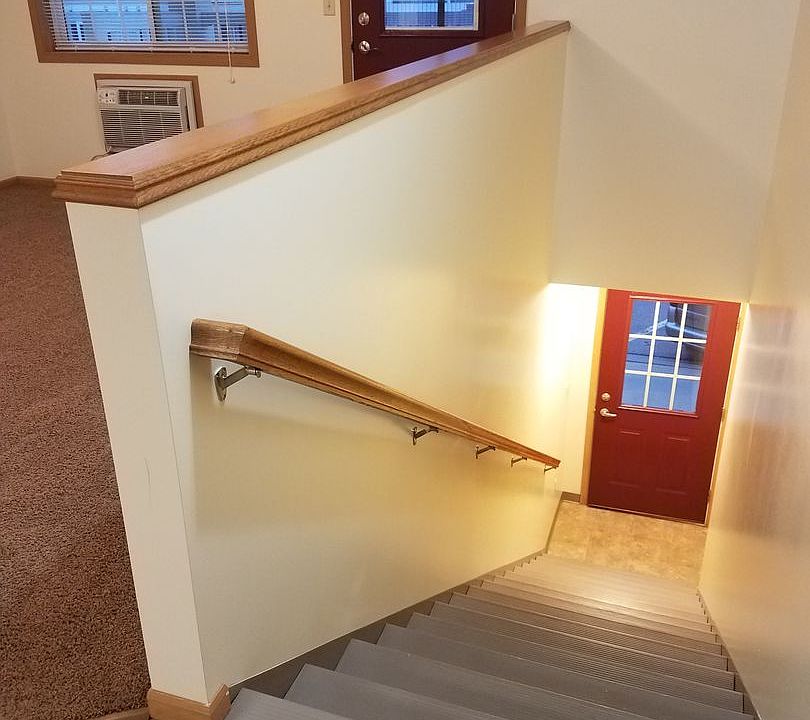 1st image of 930-940 Linden Dr #950-203