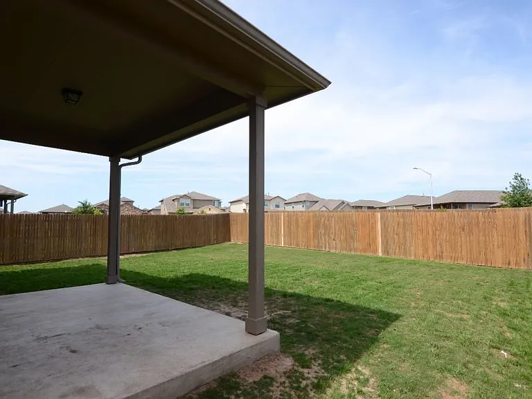360 Purple Martin Ave — Photo 22