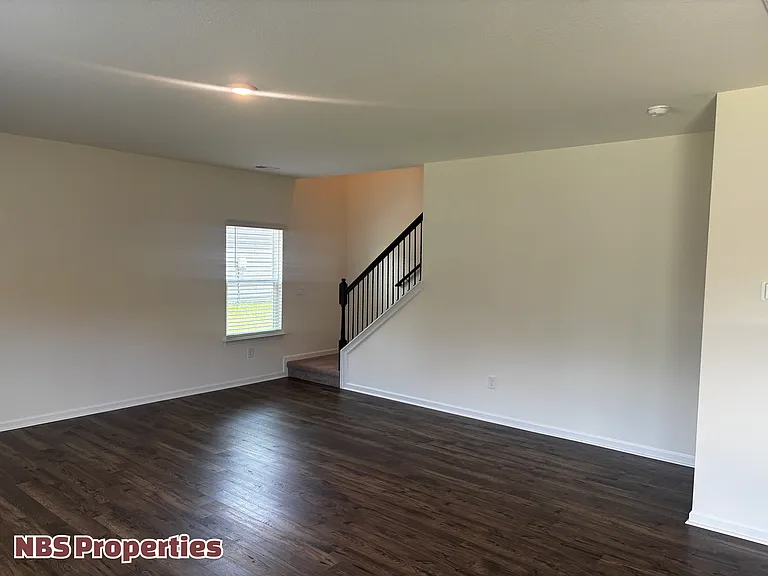 12309 Manhattan Ln — Photo 12