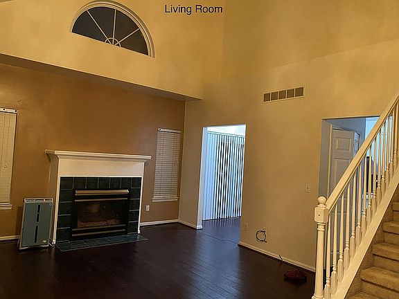 2nd image of 38158 Saratoga Cir #1