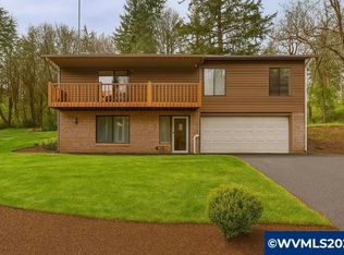 1962 Bunker Hill Rd S, Salem, OR 97306