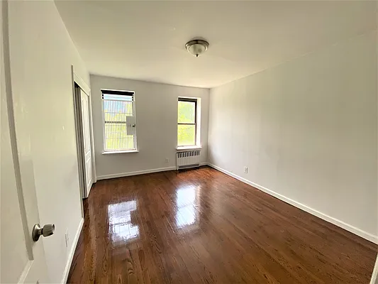 Rented by Douglas Elliman | media 22