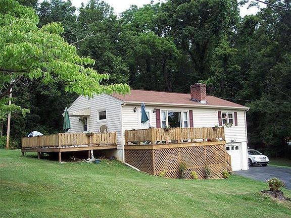 2nd image of 164 Grove Park Dr