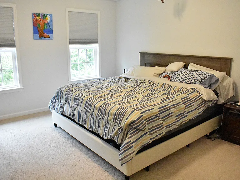 526 Monticello Cir — Photo 28