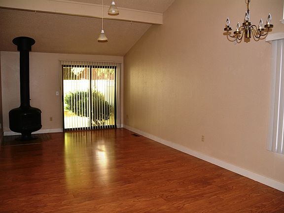 5th image of 748 140th Ave SE