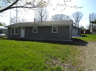 602 S Adams St, West Lebanon, IN 47991