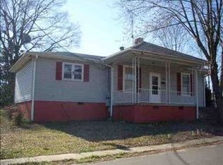 36 Goodrich St, Pelzer, SC 29669