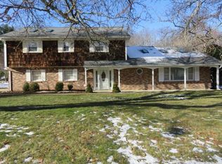 700 Murray Hill Rd, Vestal, NY 13850