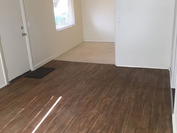 living room/dining