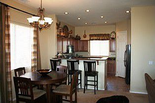 Dining/Kitchen