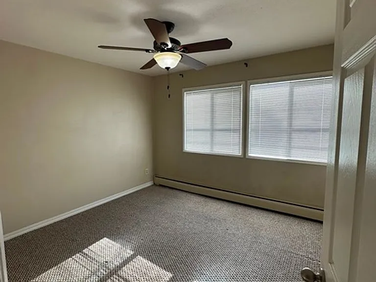 2544 Union St — Photo 25