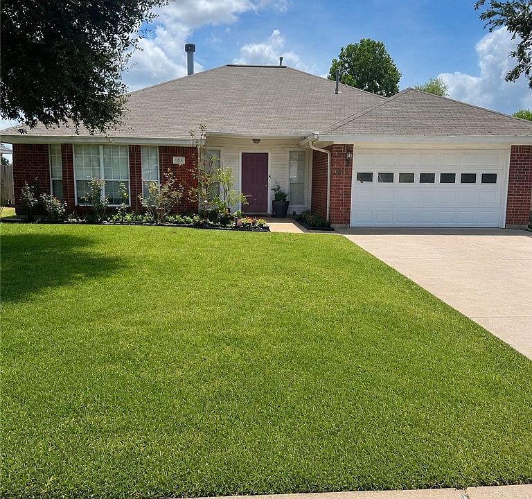 1st image of 1214 Remington Ct