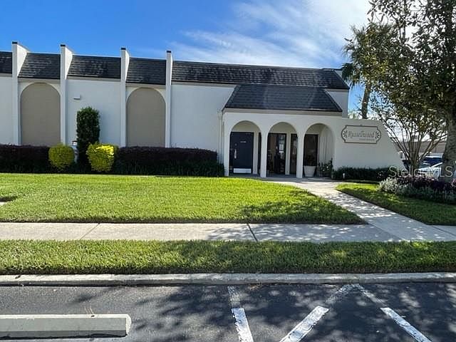 1st image of 716 Oakgrove Dr APT 135