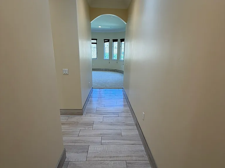 7603 Romeria St — Photo 29