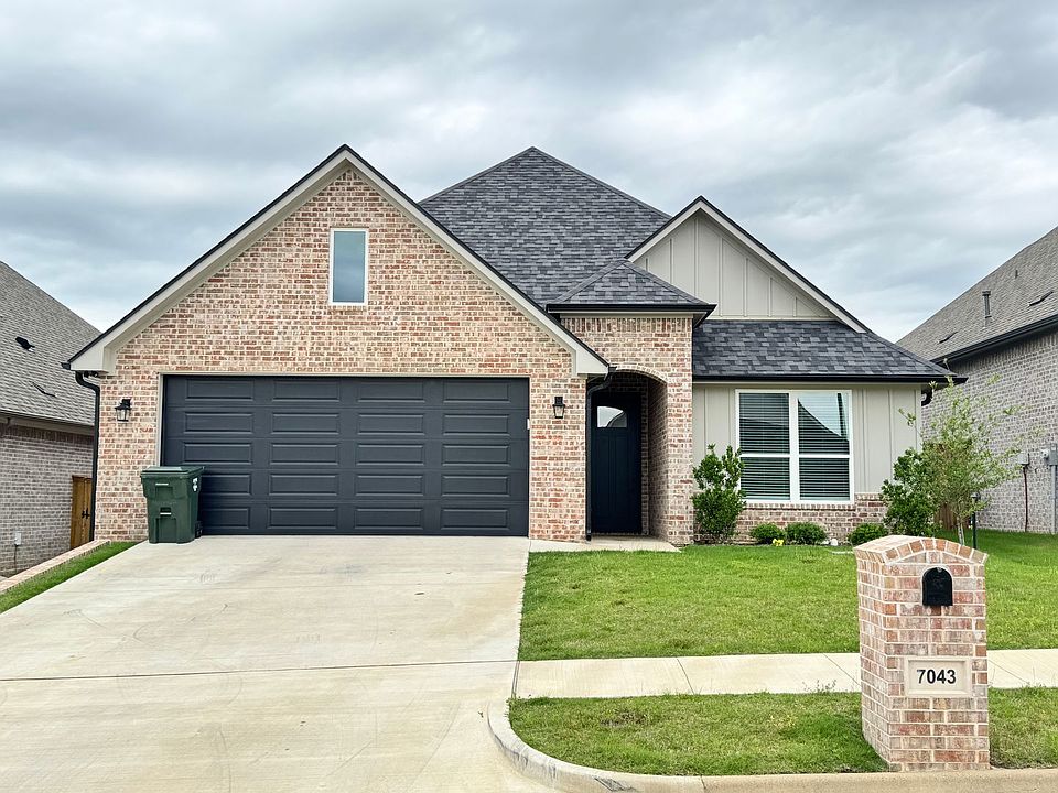 1st image of 7043 Hillside Dr