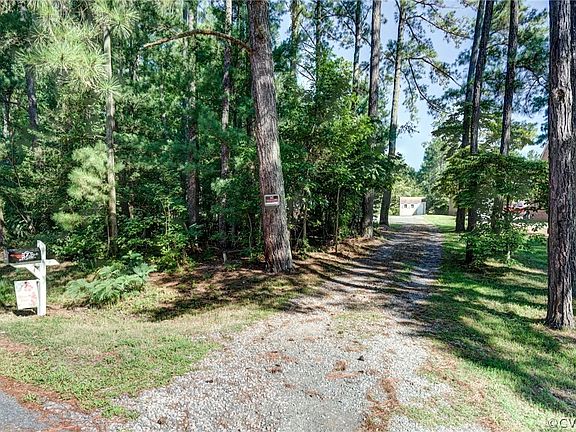 3rd image of 6572 Camille Dr