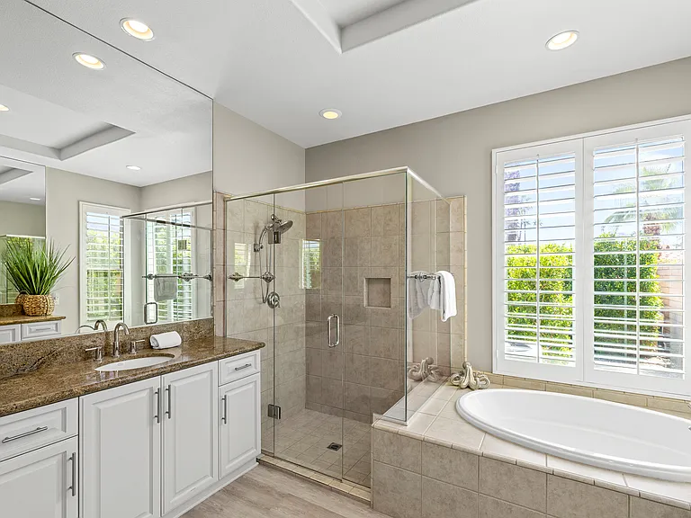 77939 Desert Dr — Photo 41