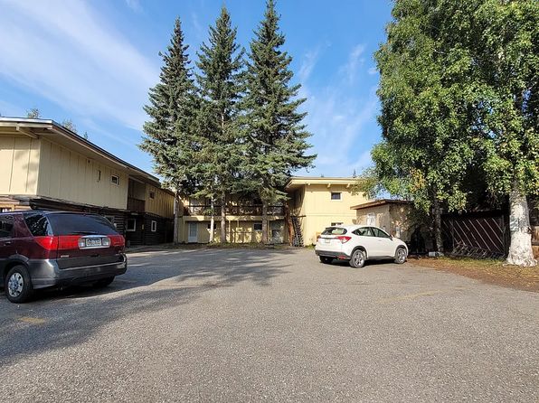 1128 Hess Ave #4