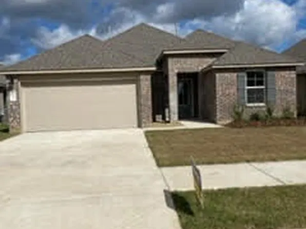 104 Chesson Hill Dr, Broussard, LA 70518