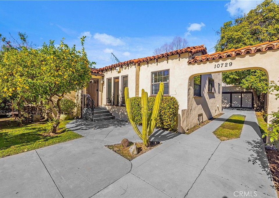 1st image of 10729 Aqua Vista St