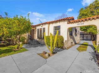 10729 Aqua Vista St, Studio City, CA 91602