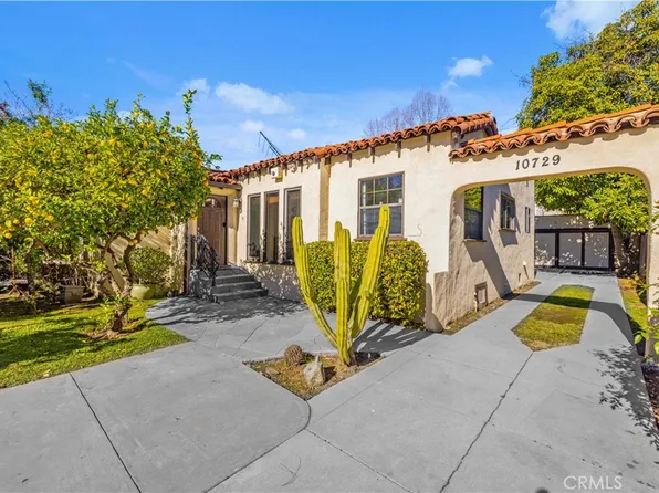10729 Aqua Vista St, Studio City, CA 91602