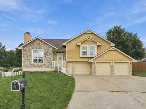 2116 Bradford Pl, Excelsior Springs, MO 64024