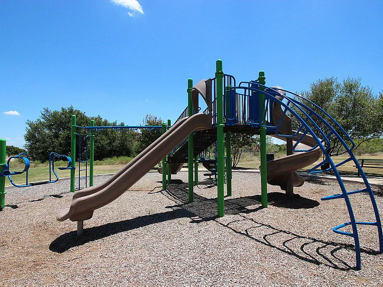 937 Alamo Plaza Dr — Photo 19