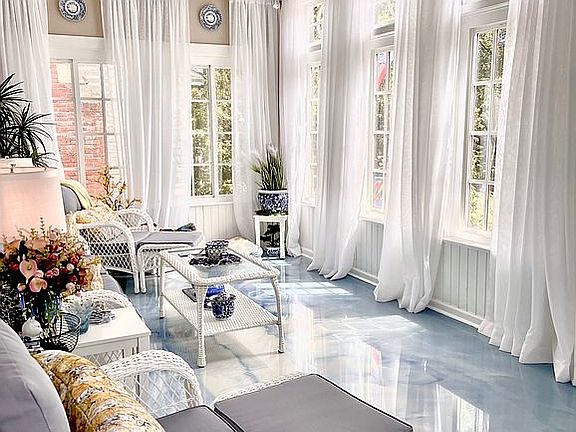 Sunroom 