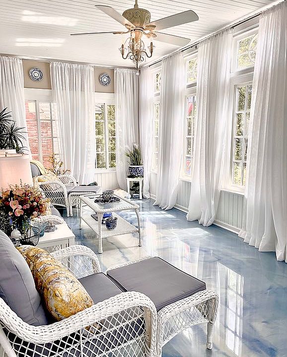 Sunroom 
